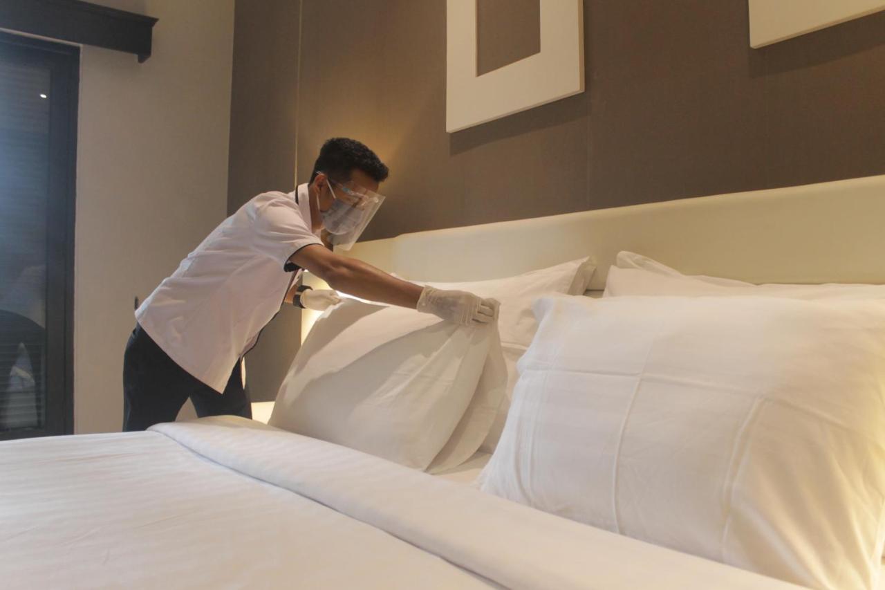 Luminor Hotel Jember By Wh المظهر الخارجي الصورة