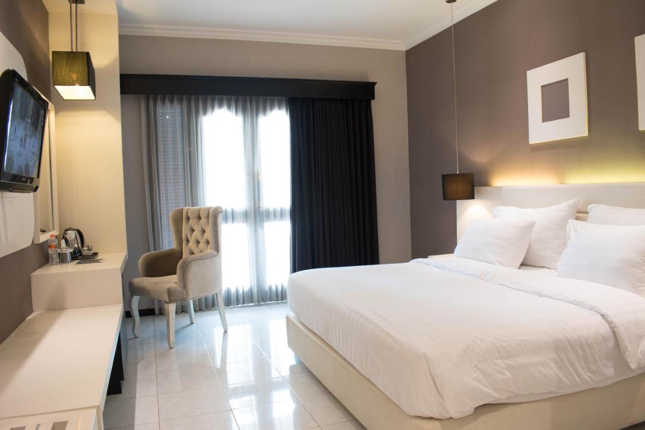 Luminor Hotel Jember By Wh المظهر الخارجي الصورة