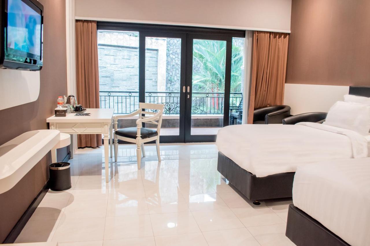 Luminor Hotel Jember By Wh المظهر الخارجي الصورة